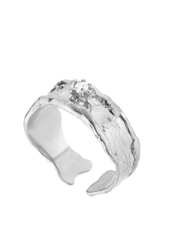 Silver sapphire ring 9:25