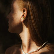 SUN/PEARL Choker