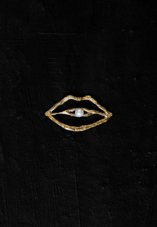 Pozłacany  pin MW 13