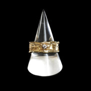Gold ring 4:13. 585 yellow gold with a white brilliant-cut diamond