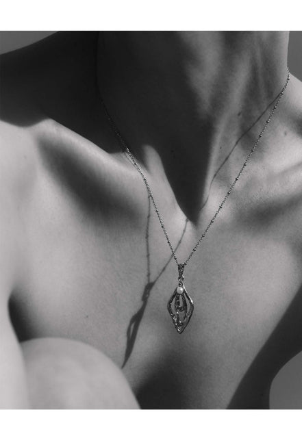 MW 20 silver necklace