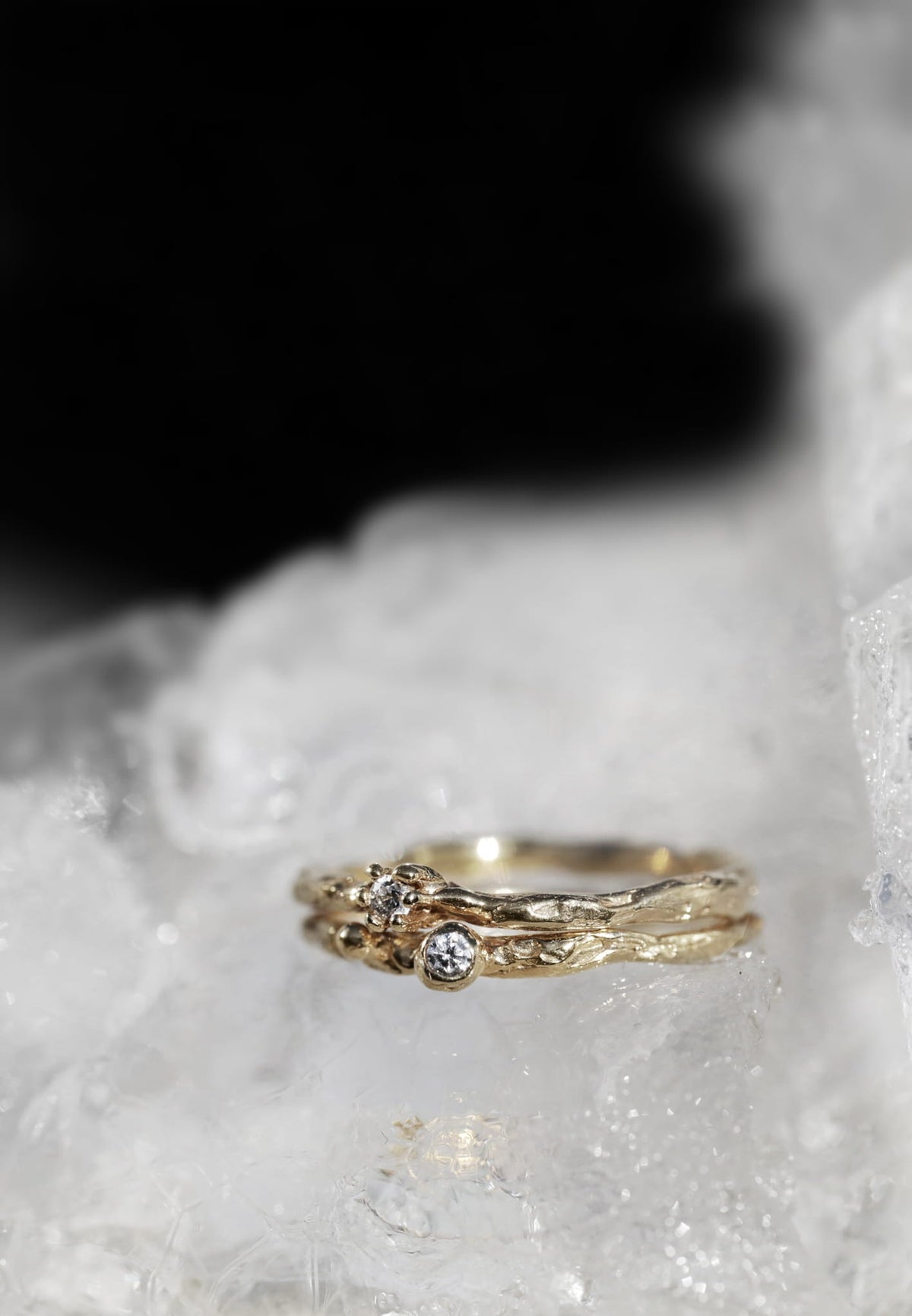 Gold ring 8:18. Yellow gold 585 with a white brilliant.