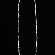 Silver fish necklace in pearls No1